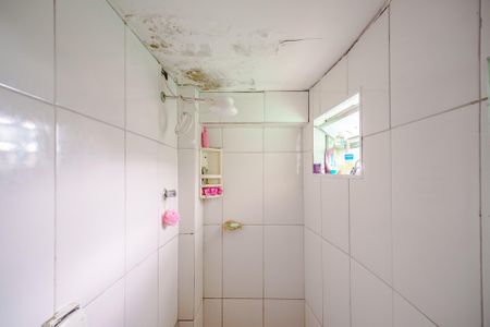 Studio para alugar com 40m², 1 quarto e 1 vaga Studio para alugar com 40m², 1 quarto e 1 vaga Banheiro