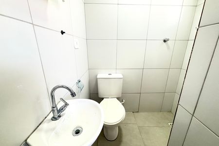 Banheiro de casa para alugar com 1 quarto, 42m² em Jardim Penha, São Paulo