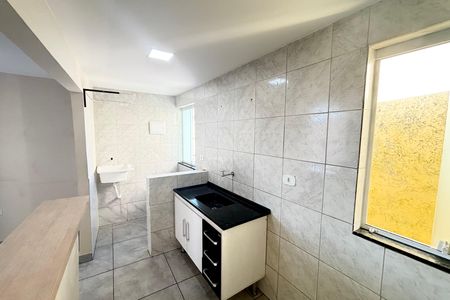 Cozinha  de casa para alugar com 1 quarto, 42m² em Jardim Penha, São Paulo