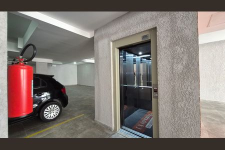 Apartamento à venda com 44m², 2 quartos e 1 vagaElevador