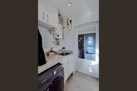 Apartamento à venda com 96m², 3 quartos e 2 vagas Apartamento à venda com 96m², 3 quartos e 2 vagasÁrea de Serviço