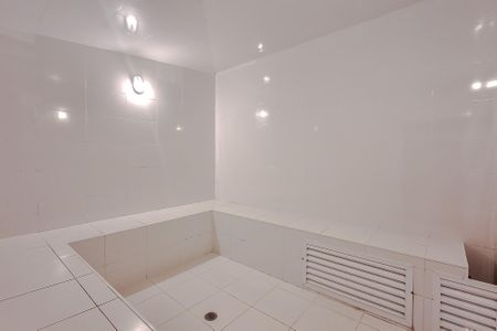 Apartamento à venda com 96m², 3 quartos e 2 vagas Apartamento à venda com 96m², 3 quartos e 2 vagasSaúna