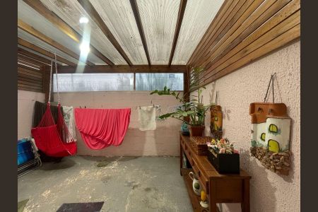 Casa de condomínio à venda com 88m², 2 quartos e sem vaga