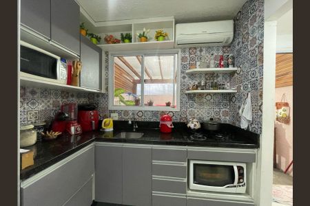 Casa de condomínio à venda com 88m², 2 quartos e sem vaga