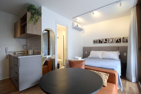 Sala/Quarto de kitnet/studio à venda com 1 quarto, 27m² em Vila Nova Conceição, São Paulo