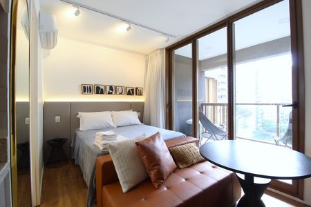 Studio à venda com 27m², 1 quarto e sem vagaSala/Quarto
