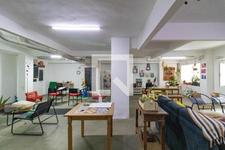 Apartamento à venda com 62m², 2 quartos e 1 vaga Apartamento à venda com 62m², 2 quartos e 1 vagaÁrea comum - Salão de festas e Brinquedoteca