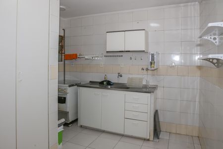 Cozinha e Área de Serviço de apartamento à venda com 2 quartos, 62m² em Pompeia, São Paulo