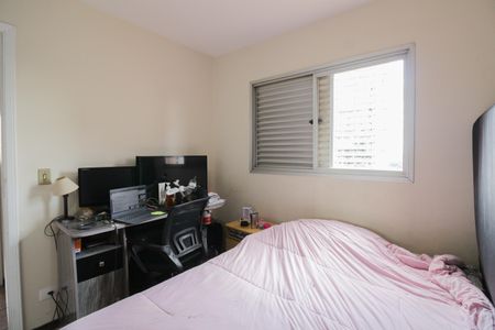 Apartamento à venda com 66m², 2 quartos e 1 vagaQuarto 2