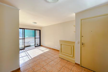 Apartamento para alugar com 82m², 3 quartos e 2 vagas Apartamento para alugar com 82m², 3 quartos e 2 vagasSala