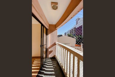 Apartamento para alugar com 82m², 3 quartos e 2 vagas Apartamento para alugar com 82m², 3 quartos e 2 vagasVaranda