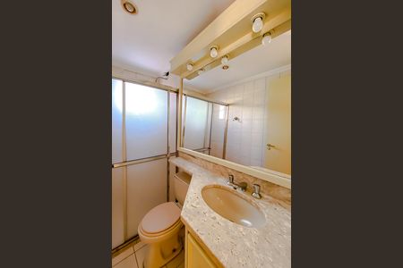 Apartamento para alugar com 82m², 3 quartos e 2 vagas Apartamento para alugar com 82m², 3 quartos e 2 vagasBanheiro