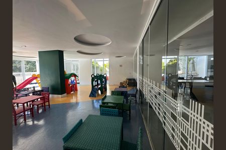 Apartamento à venda com 68m², 2 quartos e 2 vagasPlayground