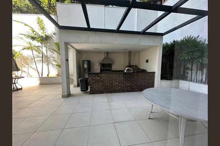 Apartamento à venda com 68m², 2 quartos e 2 vagasÁrea comum - Churrasqueira