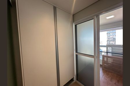 Apartamento à venda com 68m², 2 quartos e 2 vagasVaranda