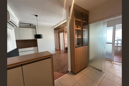Apartamento à venda com 68m², 2 quartos e 2 vagasCozinha