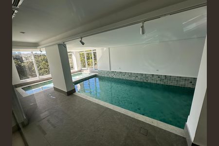 Apartamento à venda com 68m², 2 quartos e 2 vagasPiscina Coberta