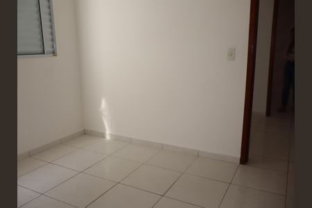 Quarto 2 de apartamento para alugar com 2 quartos, 50m² em Parque Independencia, São Paulo