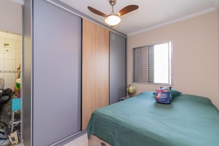 Casa à venda com 165m², 2 quartos e 2 vagas Casa à venda com 165m², 2 quartos e 2 vagasSuíte