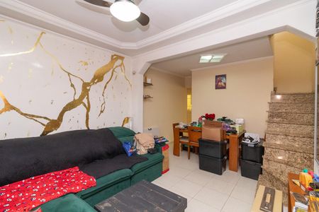 Sala de casa para alugar com 2 quartos, 165m² em Vila Caju, São Paulo