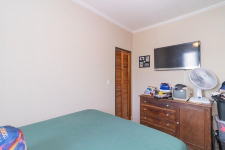 Casa à venda com 165m², 2 quartos e 2 vagas Casa à venda com 165m², 2 quartos e 2 vagasSuíte