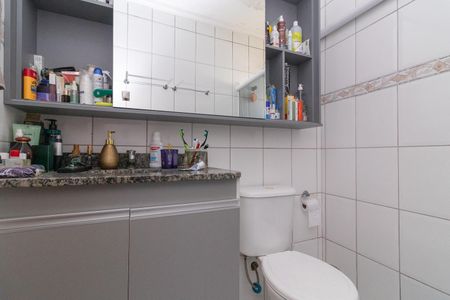 Casa à venda com 165m², 2 quartos e 2 vagas Casa à venda com 165m², 2 quartos e 2 vagasBanheiro