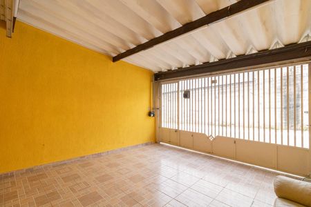 Casa à venda com 165m², 2 quartos e 2 vagas Casa à venda com 165m², 2 quartos e 2 vagasGaragem