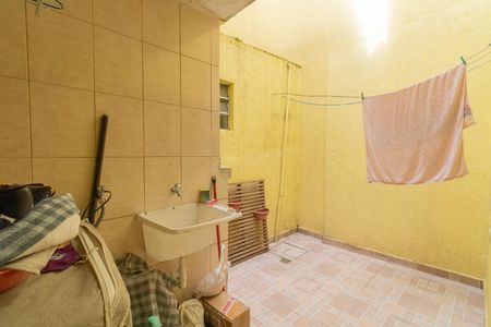 Casa à venda com 165m², 2 quartos e 2 vagas Casa à venda com 165m², 2 quartos e 2 vagasÁrea de Serviço