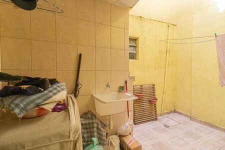 Casa à venda com 165m², 2 quartos e 2 vagas Casa à venda com 165m², 2 quartos e 2 vagasÁrea de Serviço