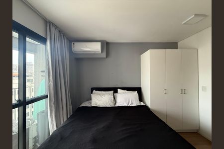 Kitnet/Studio à venda com 1 quarto, 25m² em Santa Ifigênia, São Paulo