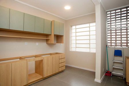 Apartamento à venda com 71m², 2 quartos e sem vagaCozinha + Área de Serviço