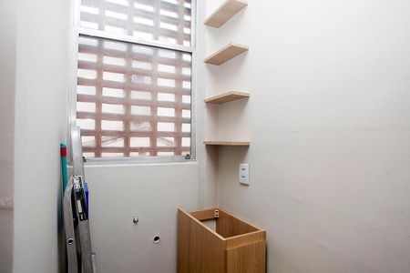 Apartamento à venda com 71m², 2 quartos e sem vagaCozinha + Área de Serviço