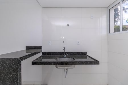 Apartamento à venda com 50m², 2 quartos e 2 vagas Apartamento à venda com 50m², 2 quartos e 2 vagasCozinha e Área de Serviço