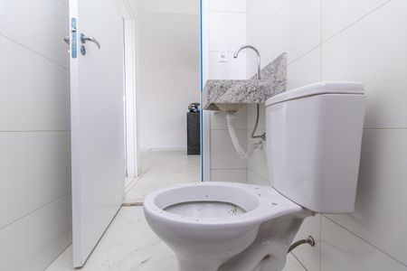 Apartamento à venda com 50m², 2 quartos e 2 vagas Apartamento à venda com 50m², 2 quartos e 2 vagasBanheiro