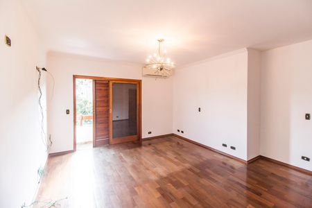 Casa de condomínio à venda com 327m², 4 quartos e 3 vagasSuíte 1