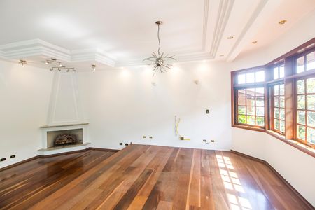 Casa de condomínio à venda com 327m², 4 quartos e 3 vagasSala 
