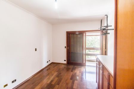Casa de condomínio à venda com 327m², 4 quartos e 3 vagasSuíte 4