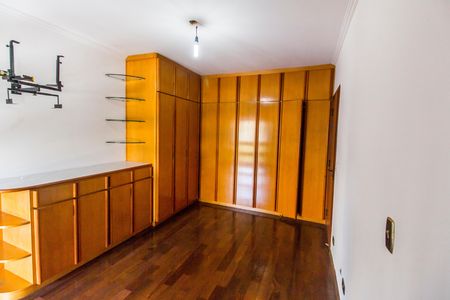 Casa de condomínio à venda com 327m², 4 quartos e 3 vagasSuíte 4