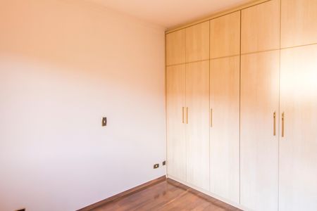 Casa de condomínio à venda com 327m², 4 quartos e 3 vagasSuíte 2