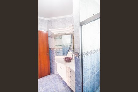 Casa de condomínio à venda com 327m², 4 quartos e 3 vagasBanheiro da Suíte