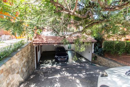 Casa de condomínio à venda com 327m², 4 quartos e 3 vagasGaragem