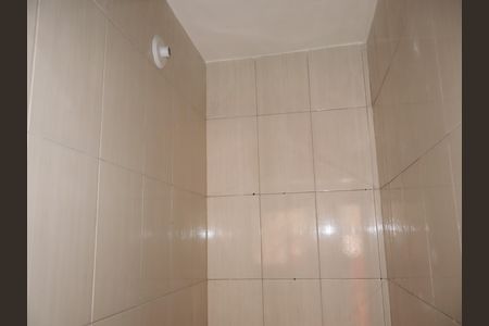 Casa para alugar com 33m², 2 quartos e 1 vagaÁrea de Serviço