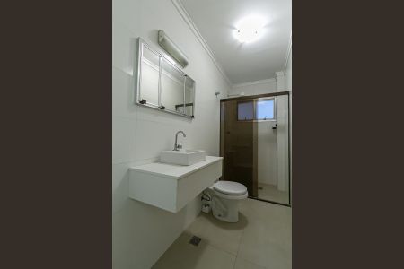 Apartamento para alugar com 69m², 2 quartos e 1 vaga Apartamento para alugar com 69m², 2 quartos e 1 vagaBanheiro