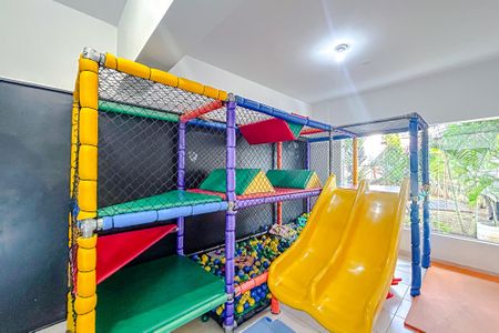 Apartamento à venda com 77m², 2 quartos e 3 vagasBrinquedoteca