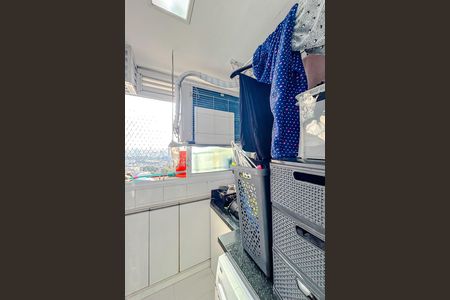 Apartamento à venda com 77m², 2 quartos e 3 vagasÁrea de Serviço