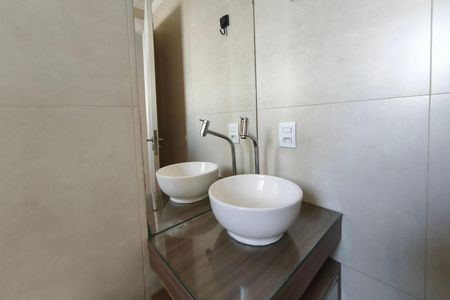 Apartamento para alugar com 49m², 2 quartos e 1 vaga Apartamento para alugar com 49m², 2 quartos e 1 vagaBanheiro