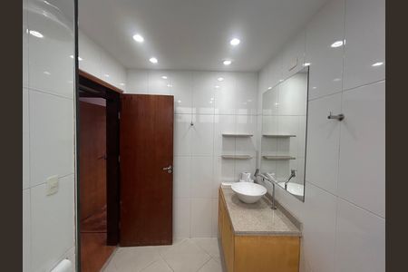 Apartamento para alugar com 67m², 2 quartos e 1 vagaBanheiro Social 