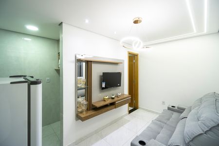 Sala e cozinha de apartamento para alugar com 1 quarto, 270m² em Penha de França, São Paulo
