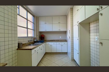 Apartamento à venda com 224m², 3 quartos e 2 vagasCozinha