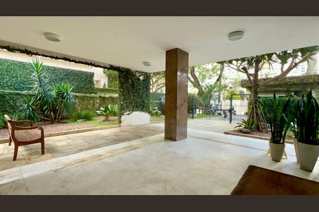 Apartamento à venda com 224m², 3 quartos e 2 vagasÁrea comum - Academia